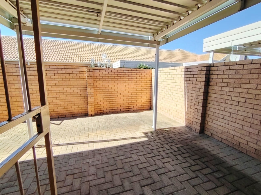 2 Bedroom Property for Sale in Universitas Free State